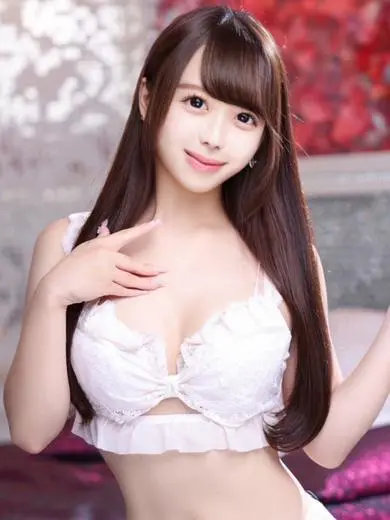 Ultra White_Futaba Mimi_01